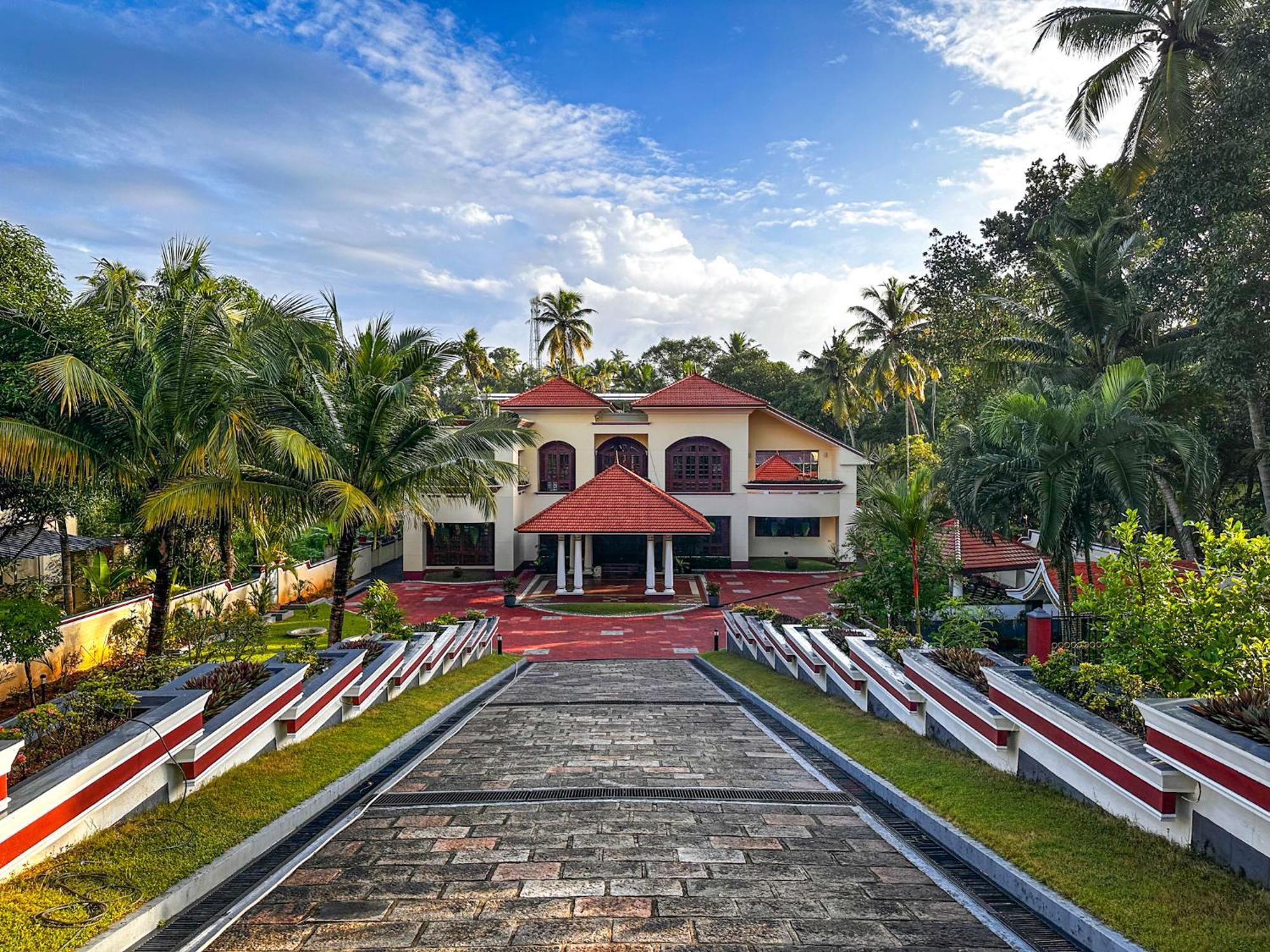 Parvathy Serenity In Varkala Attingal Exterior foto